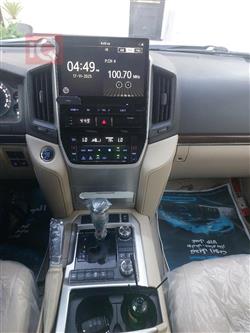 تۆیۆتا لاند کروزەر